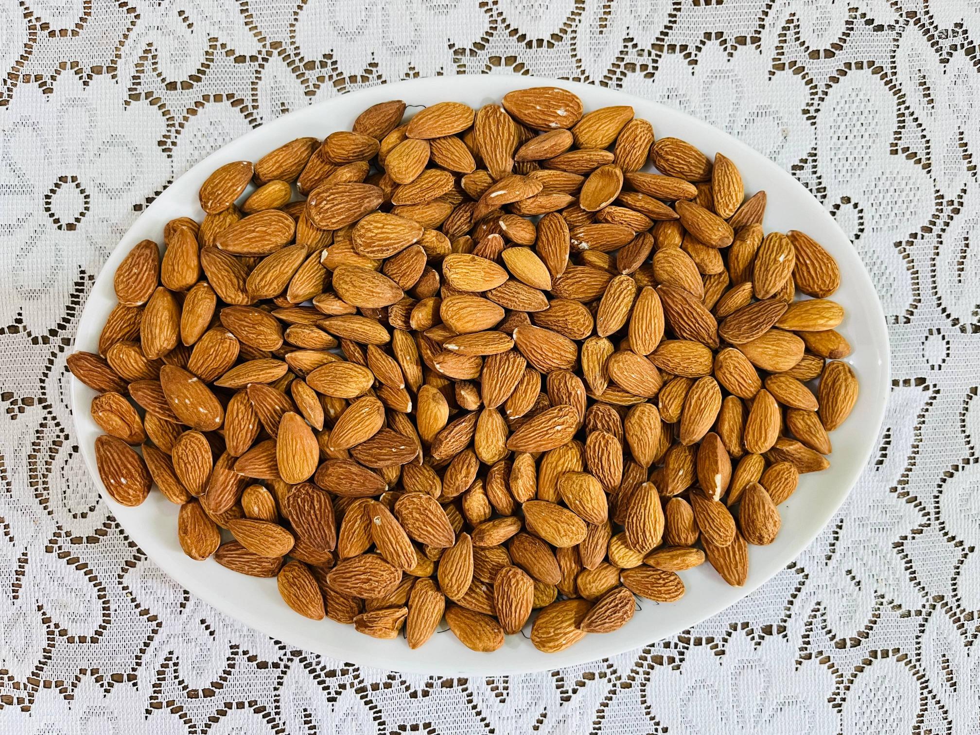 Almonds (কাঠ বাদাম - Kath Badam) – 1Kg - Premium Quality Fresh & Crunchy Nuts-2 100gm - Almonds (কাঠ বাদাম - Kath Badam) – Premium Quality Fresh & Crunchy Nuts - Image 1