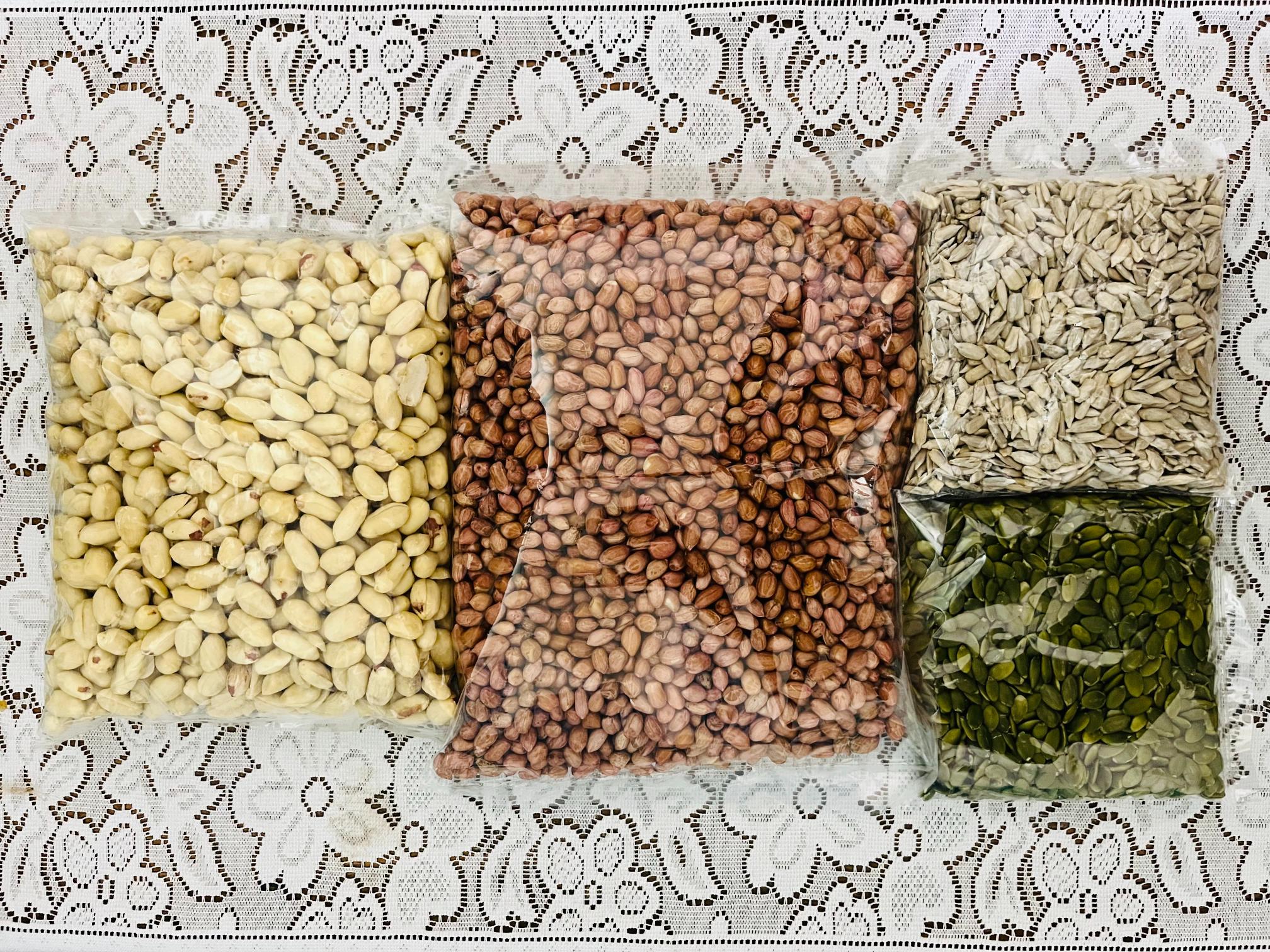 IMG_4753 (1kg ) – Seeds & Nuts Healthy Combo 4 (China Badam - 250gm , Thai Peanut - 250gm , Sunflower Seeds -250gm & Pumpkin Seeds -250gm ) - Image 1