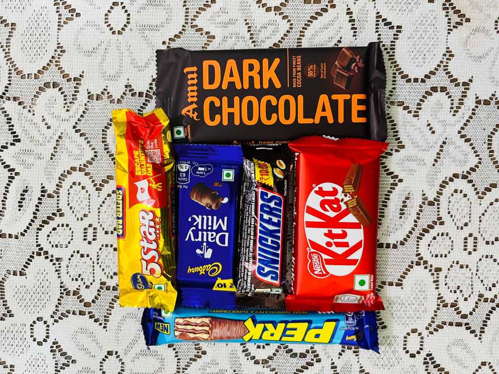 IMG_5078 Chocolate Combo Pack (6 Items) – KitKat, Snickers, Cadbury Dairy Milk, 5 Star, Perk & Amul Dark Chocolate - Image 1