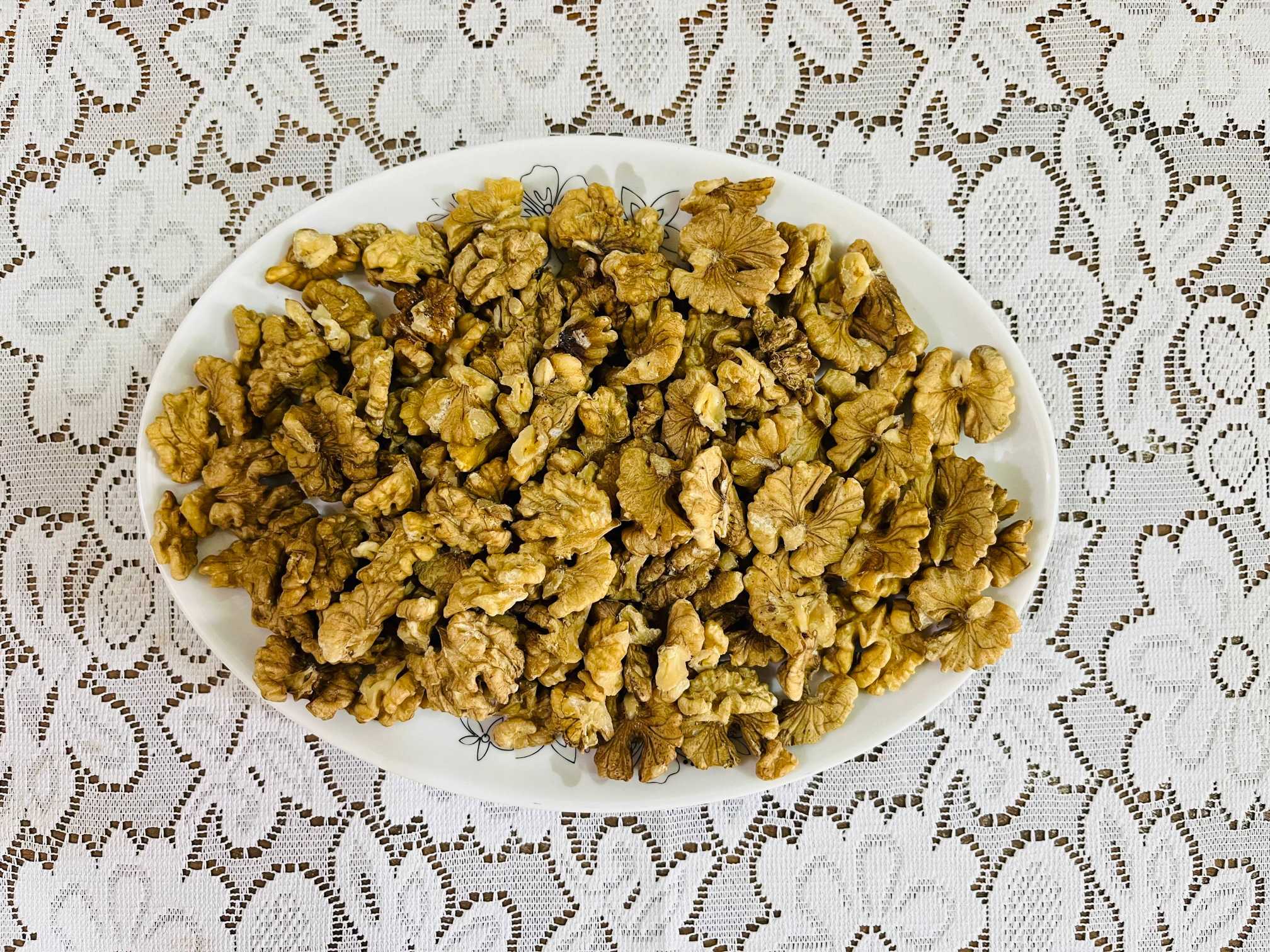 Walnut (Akhrot) – 1Kg - Premium Quality Fresh, Crunchy & Handpicked Nuts _ Rich in Omega-3, Protein, Fiber, Vitamin E & Antioxidants _ Supports Brain Power, Memory Boost, Heart Health, Immunity & Healthy Lifestyle 0 100gm - Walnut (Akhrot) –Premium Quality Fresh, Crunchy & Handpicked Nuts - Image 1