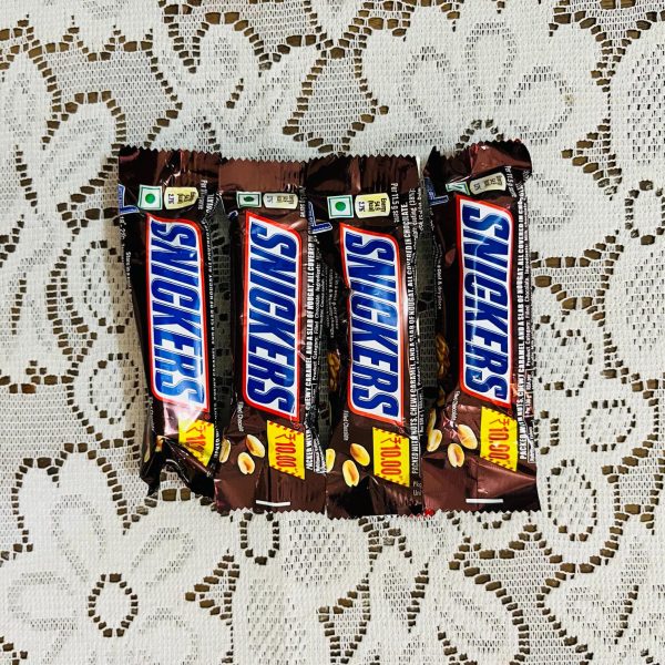 Snickers Chocolate Bar (11.5gm x 4 pieces) – Milk Chocolate with Peanuts, Caramel & Nougat