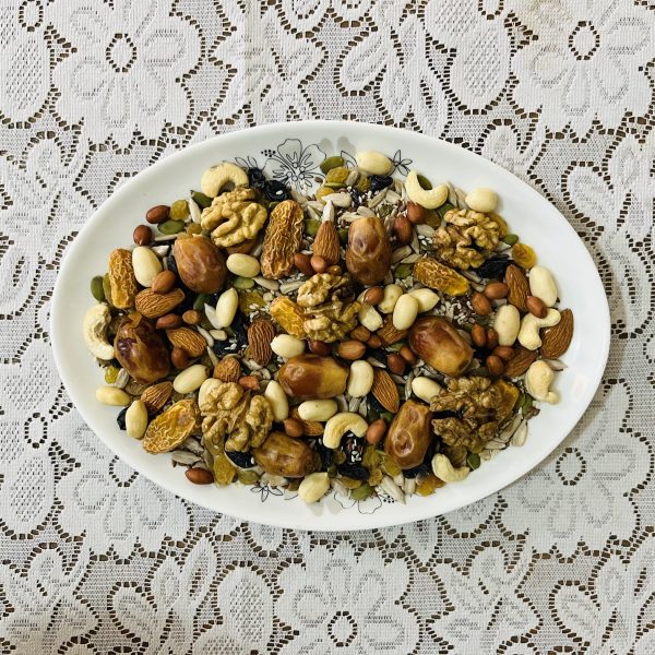 500gm - Healthy Mixed Dry Fruits, Seeds & Nuts With 14 Items - Zahidi Dates, Dry Dates, Cashew ,Almonds , Walnut , Black & Seedless Raisins, Dry Alubukhara, Thai Peanut, China Badam, Pumpkin Seeds, Tisi, Sesame Seeds & Sunflower Seeds